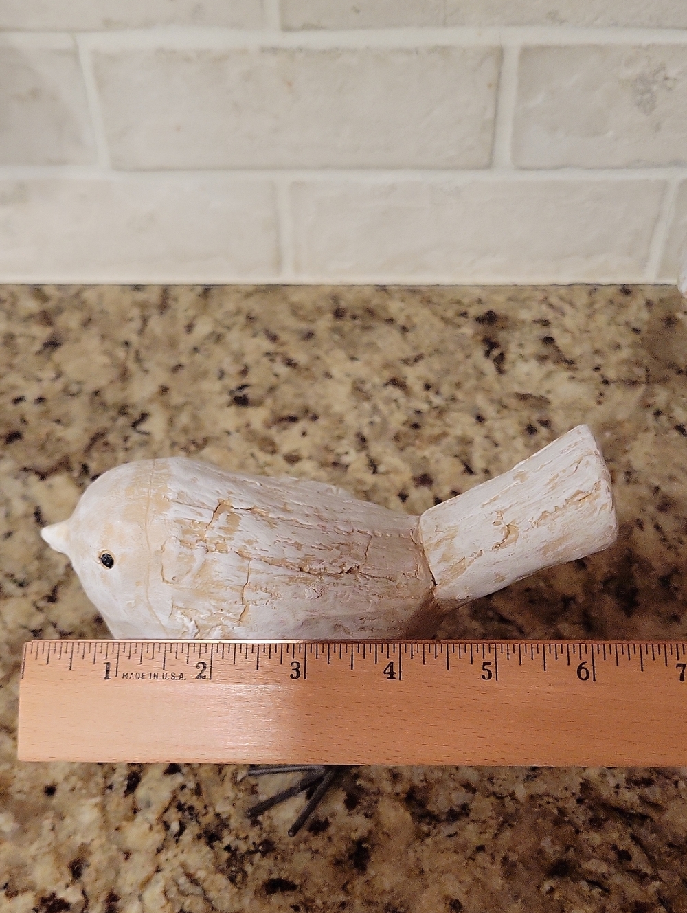Rustic Distressed White Carved Faux Wood Bird Figurines With Wire Legs Set Of 2! - Picture 8 of 8